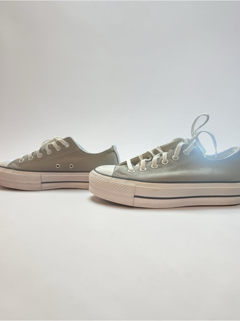 Converse Low Top Platform Sneakers in Light Gray and White - Picture 3 of 8